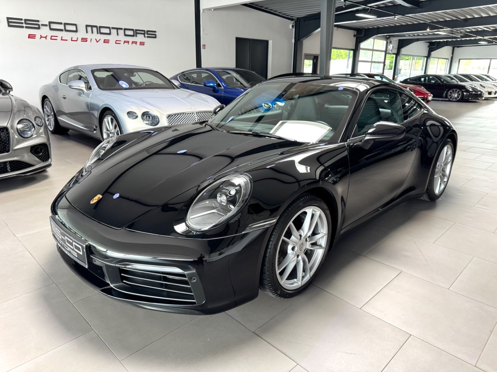 PORSCHE 992-911 CARRERA COUPE SPORTABGAS SPORTSITZE BOSE