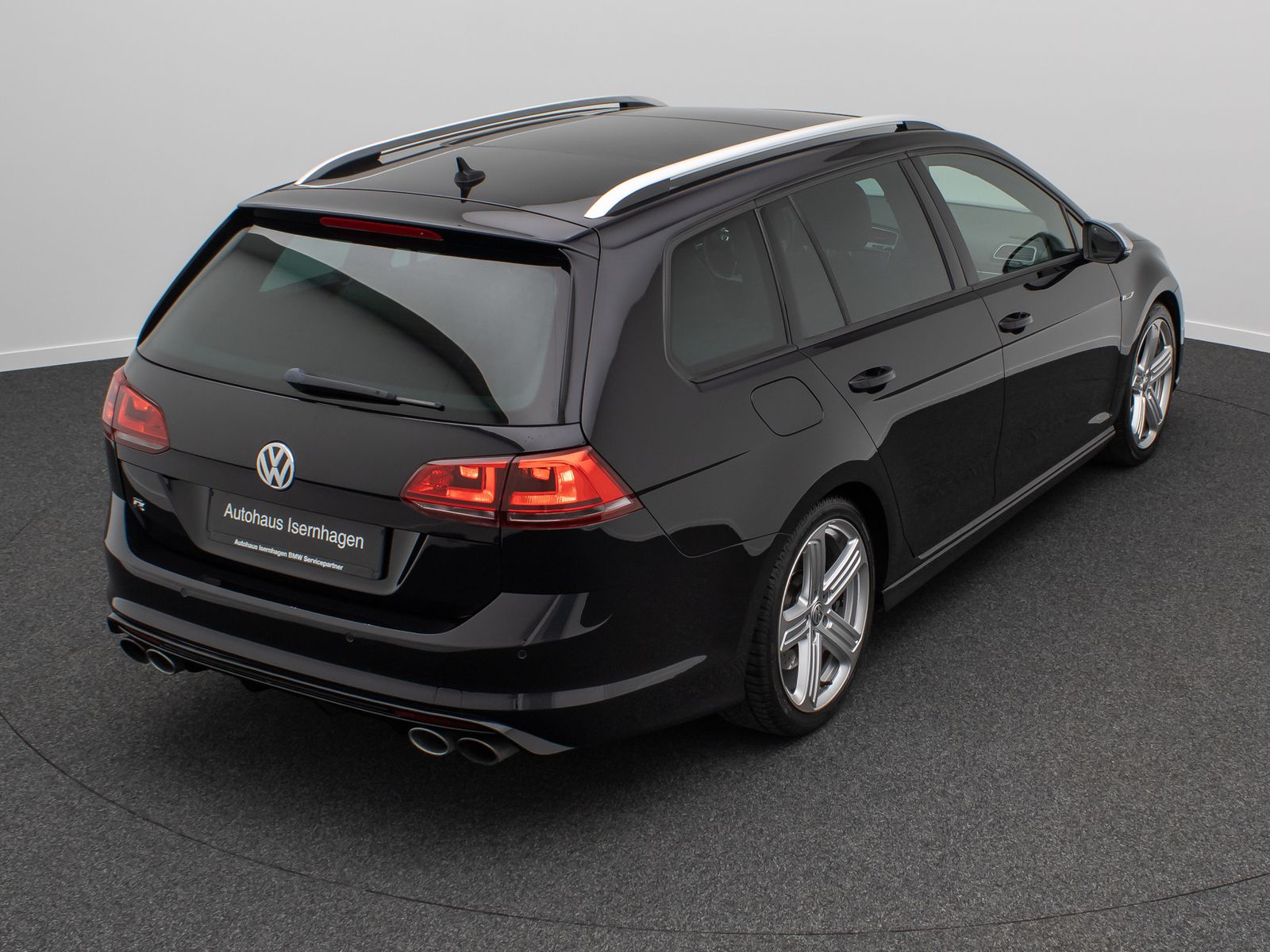 Fahrzeugabbildung Volkswagen Golf R BMT 4Motion Kamera ACC DYNAUDIO Panorama