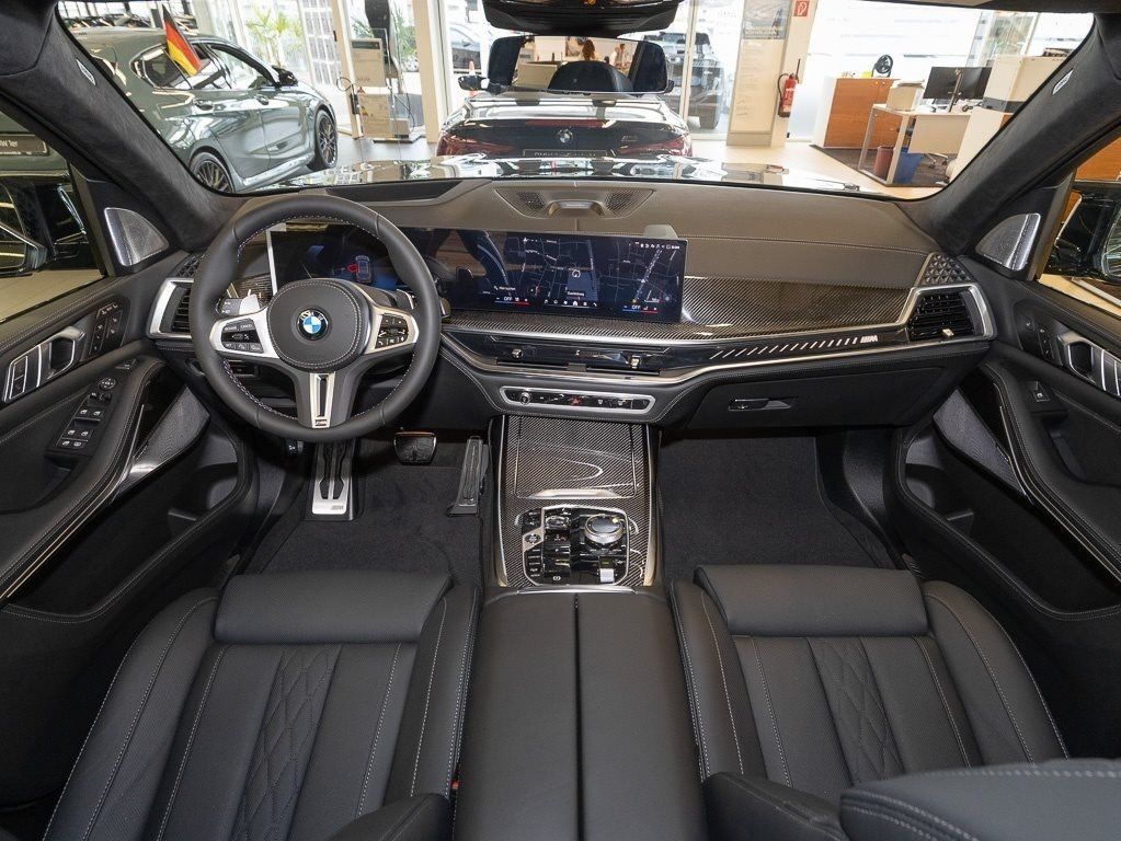 BMW X7 M60 - Bild 10