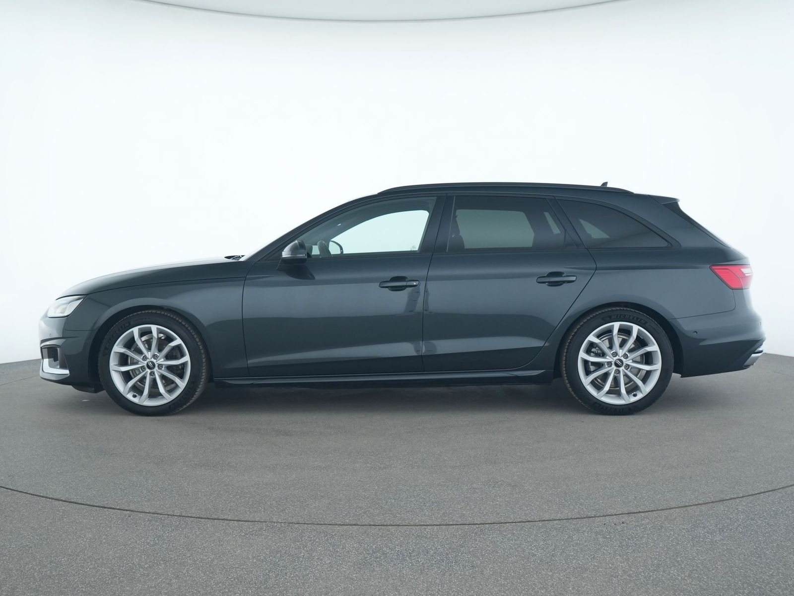 Audi A4 - Bild 9
