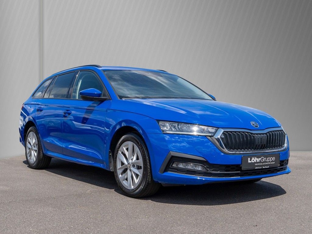 Skoda Octavia Combi 1.4 TSI iV DSG Ambition LED, App imagem 3