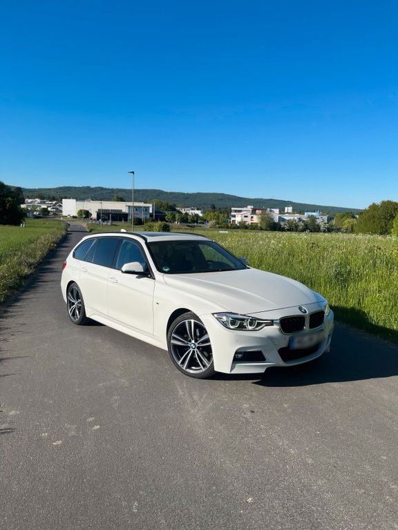 Image of BMW 320