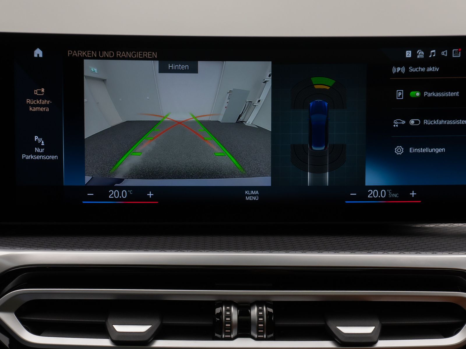 Fahrzeugabbildung BMW 330i xD M Sport Panorama Kamera HUD HiFi Komfort