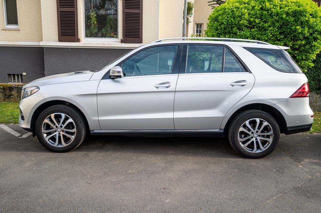 Image of Mercedes-Benz GLE 350