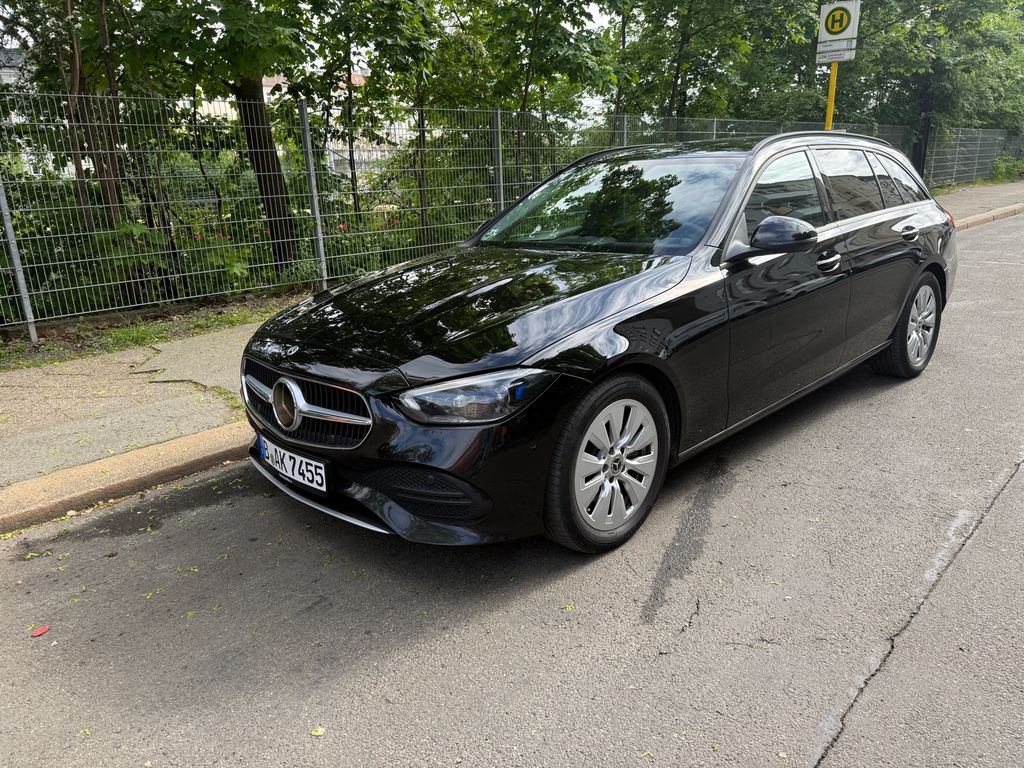 Image of Mercedes-Benz C 220