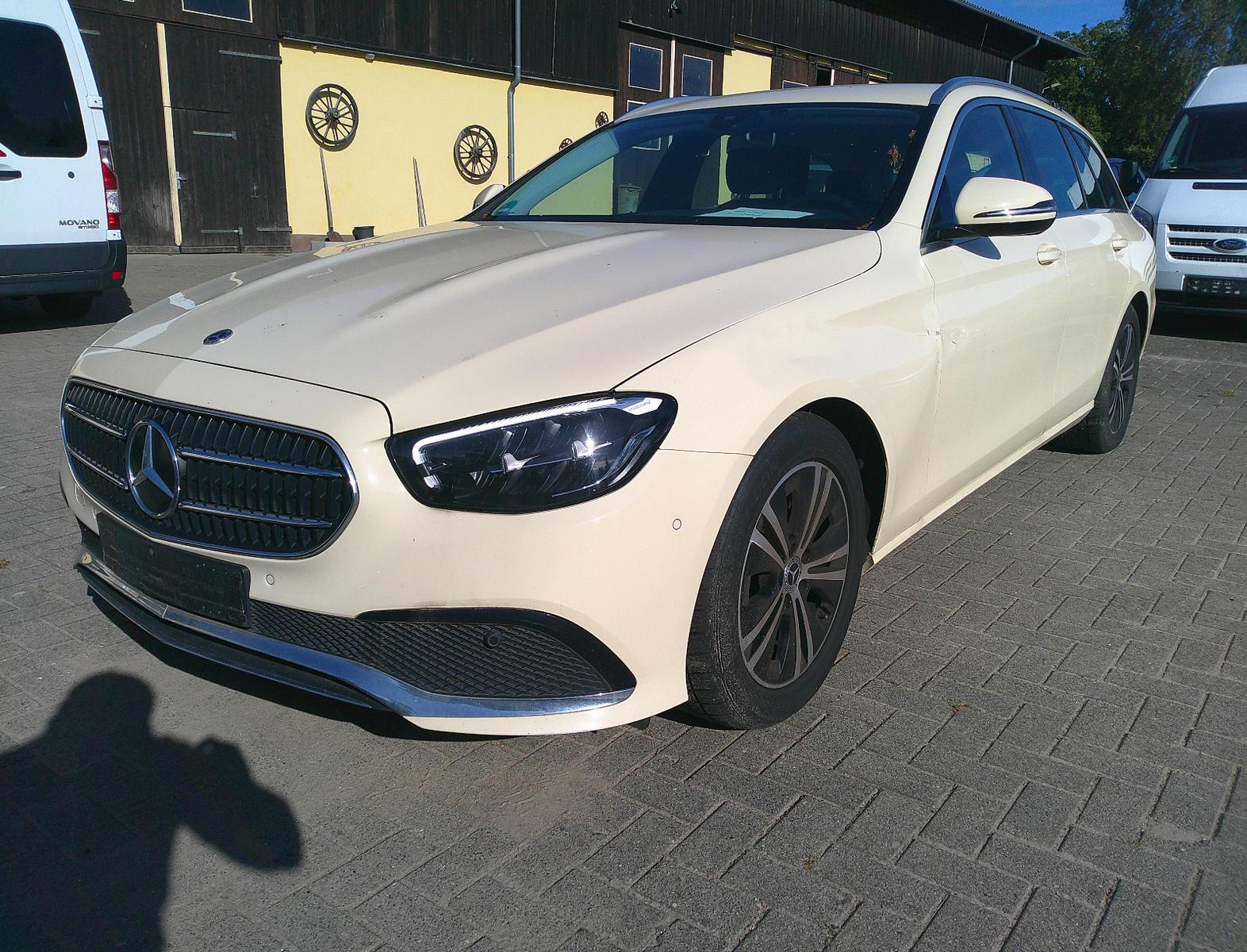 Mercedes-Benz E 200 E TAXI . VOLLAUSSTATTUNG