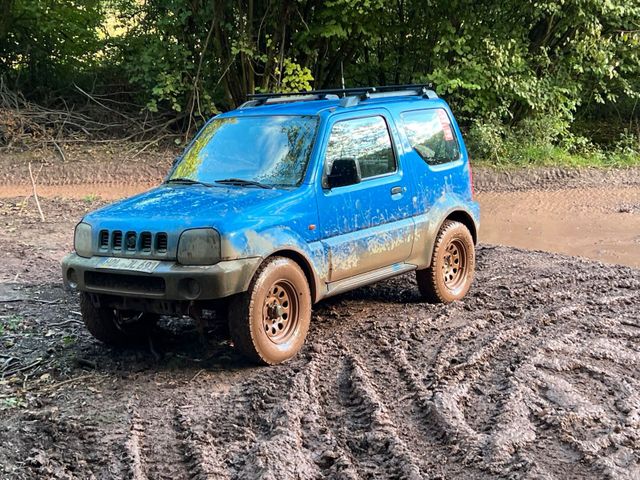 Suzuki Jimny 4x4 ( Geländewagen,Offroad )