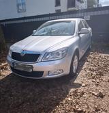 Skoda Octavia 2.0 TDI DSG Elegance Elegance - Skoda Octavia aus 2011: Elegance