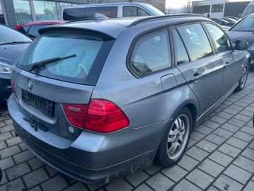 BMW 320 - 4