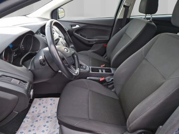 Ford Focus - 12
