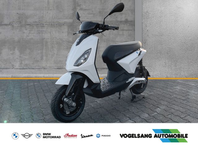 Piaggio 1 Modell 2022, LCD-Display, Keyless Ride, Voll-L