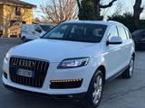Audi Q7 3.0 V6 TDI 240 CV quattro tiptronic Adva - Audi Q7 Kombi Gebrauchtwagen