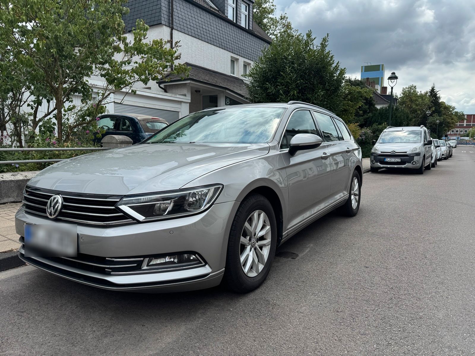 VW Passat Variant