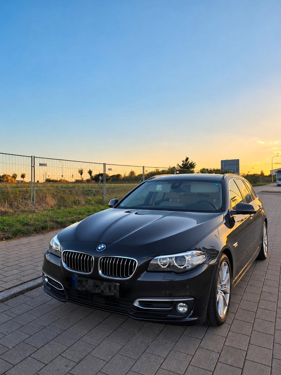 BMW 530d xDrive Touring Luxury Line,Head-Up Display