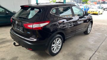 Nissan Qashqai - 2