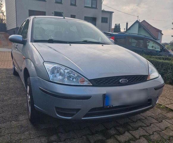 Ford Focus mit TÜV wenig Kilometer