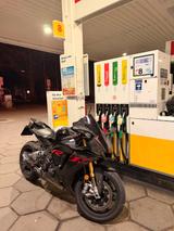 Yamaha R1M Limited 1 of 4000