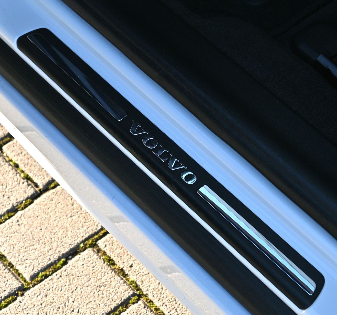 Volvo V70 T5 Summum *RHD* – Bild 16