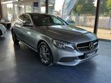 Mercedes-Benz C 180 CGI Lim.*Automatik*Kamera*Navi - Mercedes-Benz C-Klasse Gebrauchtwagen in Bremen