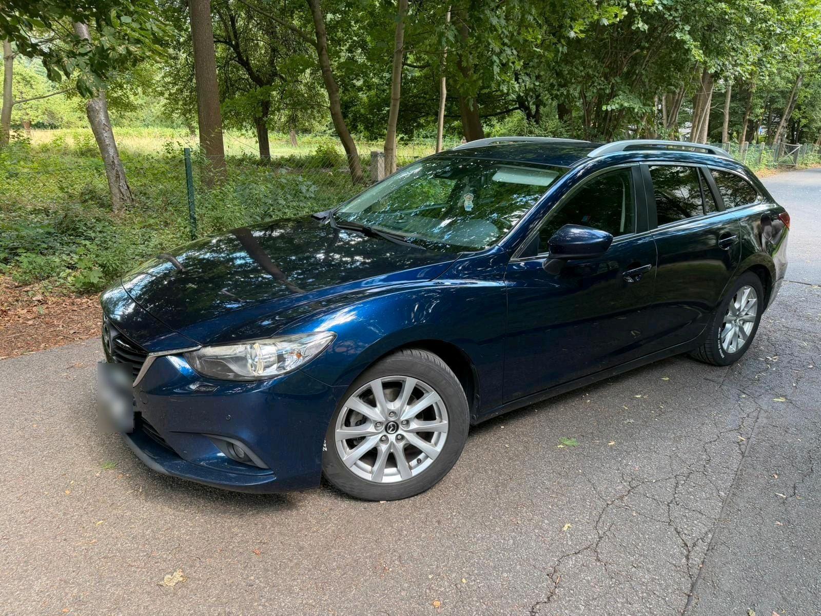 Mazda 2 2014 — rear view