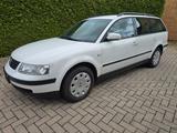 Volkswagen Passat Variant 1.6 EU4 Basis - Volkswagen Passat Variant aus 2000