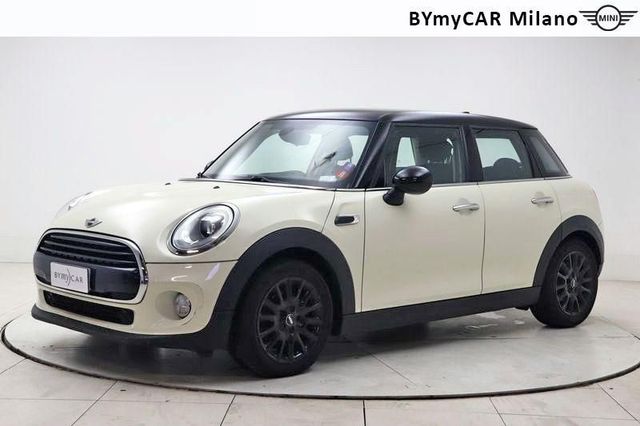 MINI Mini Cooper D 1.5 D Cooper D Boost Auto