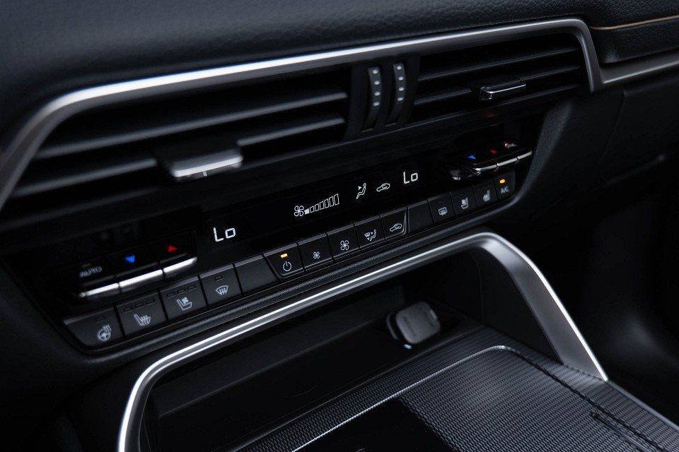 Fahrzeugabbildung Mazda CX-60 3.3d 254PS HOMURA P-GSD DA-P CON-P PRE-COM
