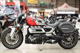 Triumph Rocket 3 GT Chrome - TRIUMPH 3 ROCKET GT