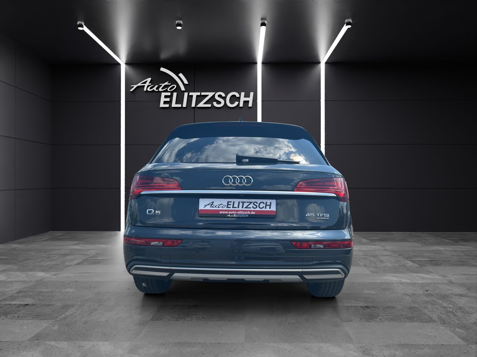 Fahrzeugabbildung Audi Q5 45 TFSI advanced S-Line quattro LED AHK Navi
