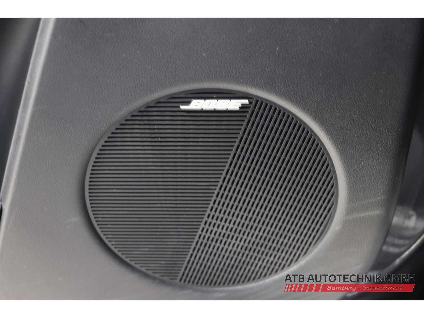 Fahrzeugabbildung Hyundai IONIQ 5 77,4 kWh TECHNIQ 2WD 98,8% SOH Navi Soun