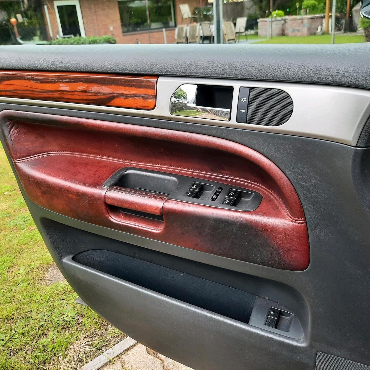 Volkswagen Touareg 2005 — photo 8