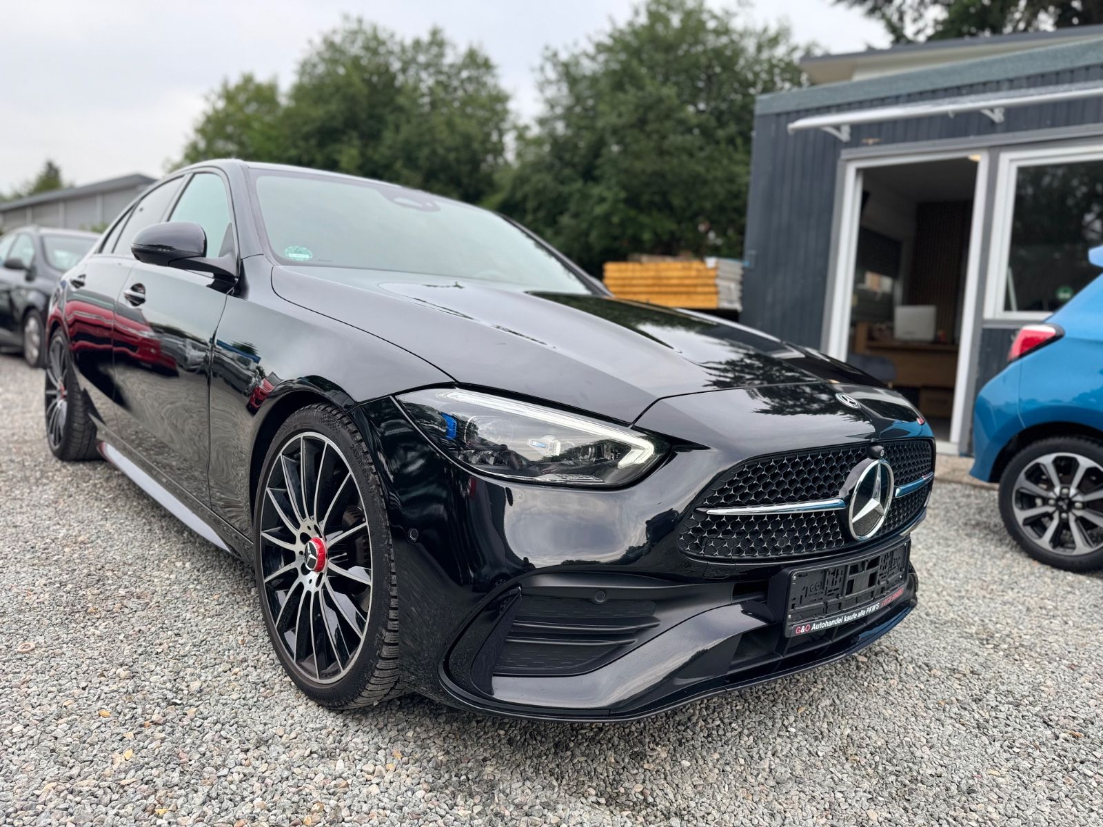 MERCEDES-BENZ C 300 AMG-Line* hybrid*VollAusstattung* Garantie