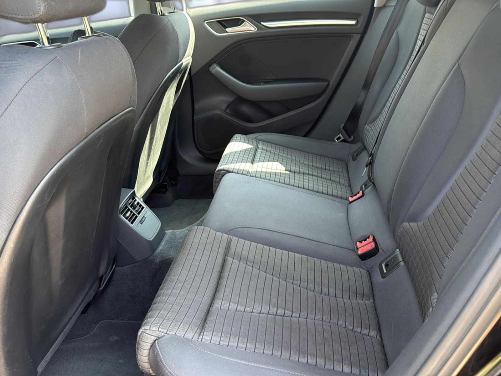 Fahrzeugabbildung Audi A3 Sportback 30 TFSI sport