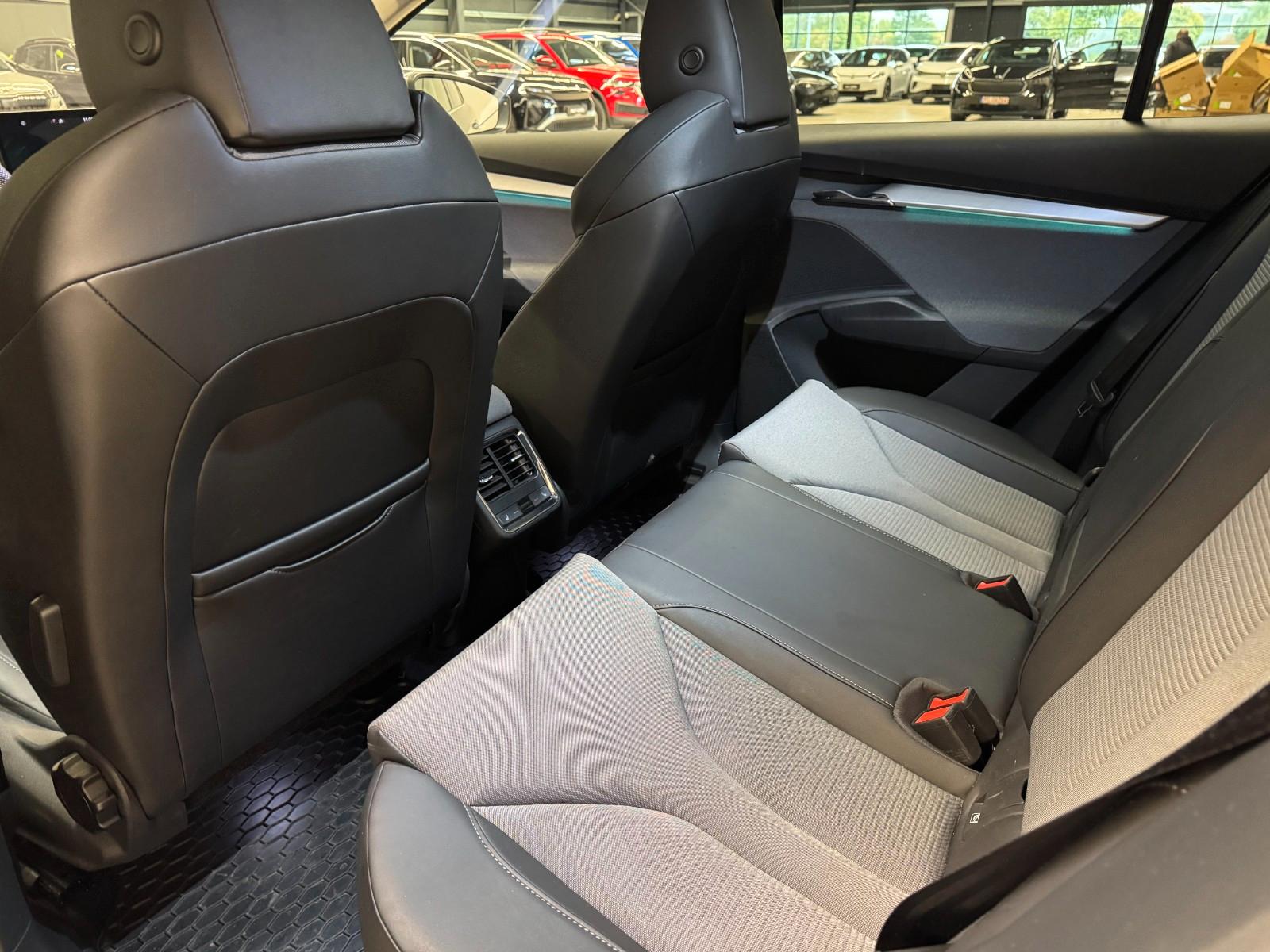 Skoda ENYAQ 80X LOFT 195KW*AHK*WÄPU*KESSY*4xSHZ