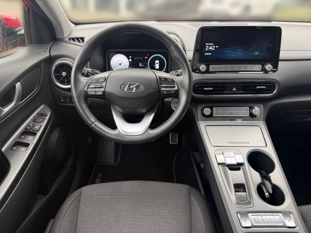 Fahrzeugabbildung Hyundai KONA Edition 30+ Elektro 2WD +KLIMA+NAVI+PDC+UVM