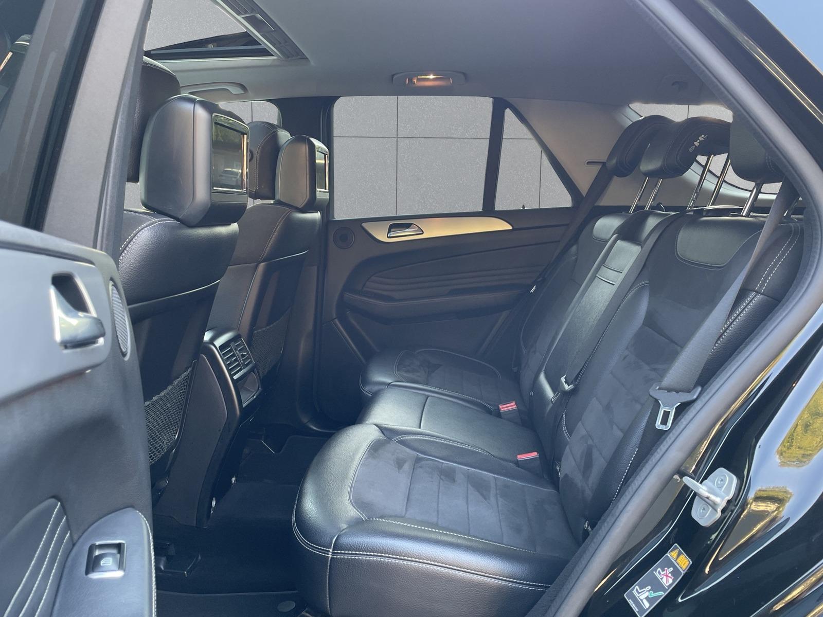 Mercedes-Benz ML 350 D 4Matic AMG 20 Zoll AHK SD Harman Kardon