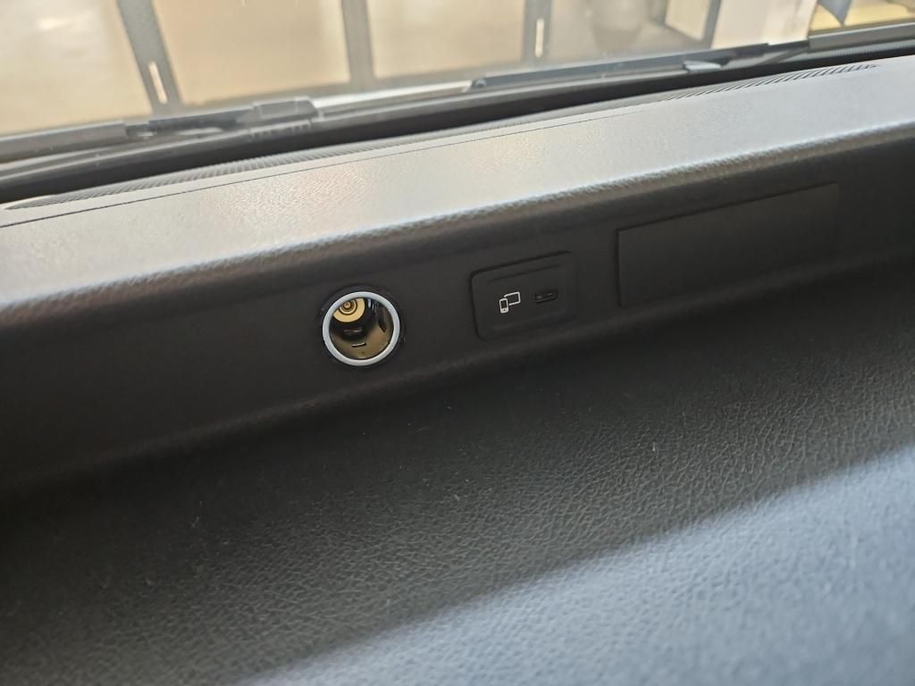 Fahrzeugabbildung Mercedes-Benz Sprinter 315 Doka Pritsche 7 SItze Klima AHK GRA