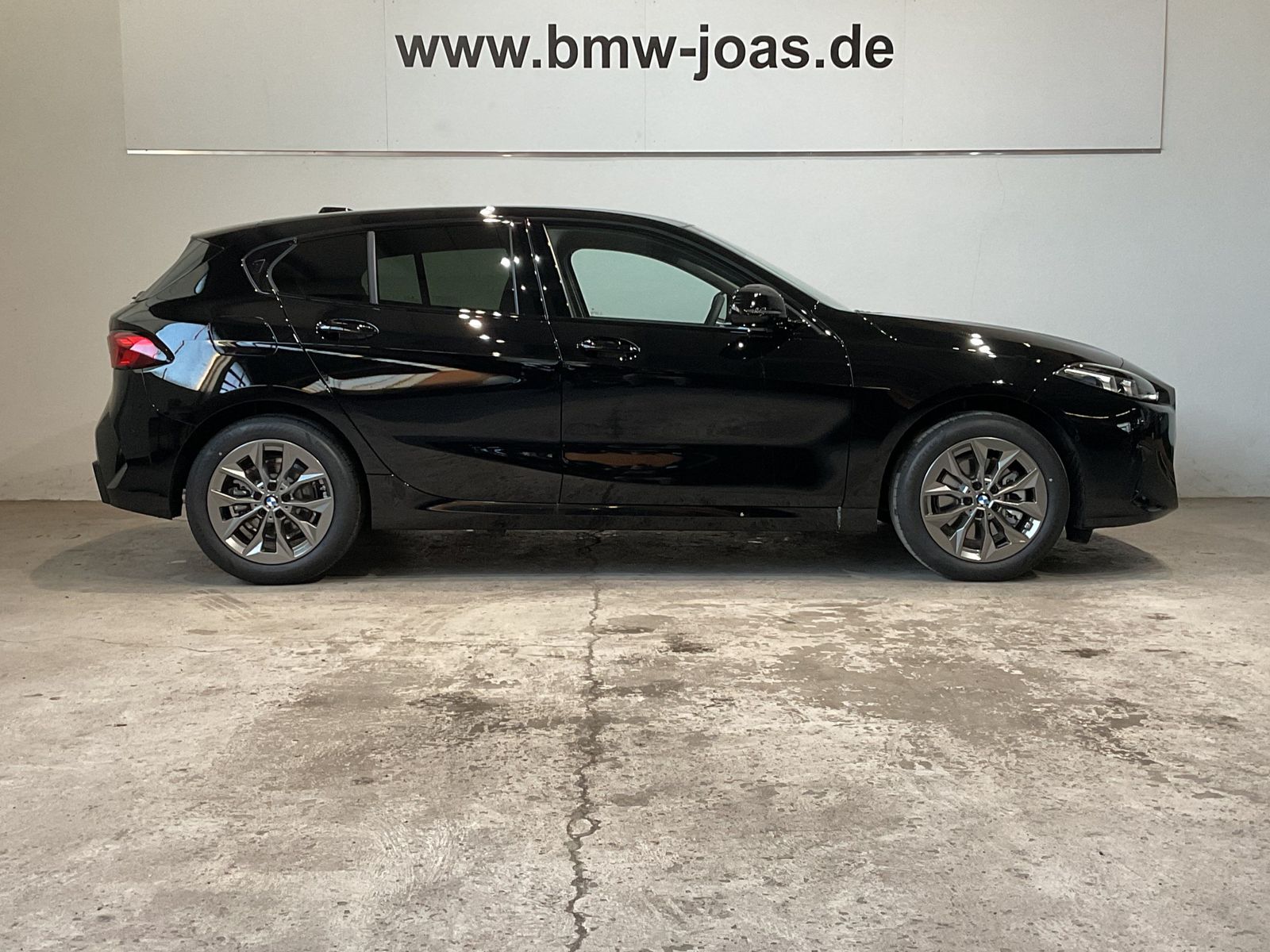 Fahrzeugabbildung BMW 116 Komfortzugang, AHK, Lenkradhzg. DAB LED