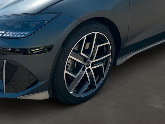 Fahrzeugabbildung Hyundai IONIQ 6 Elektro Allrad HUD StandHZG Panorama Nav