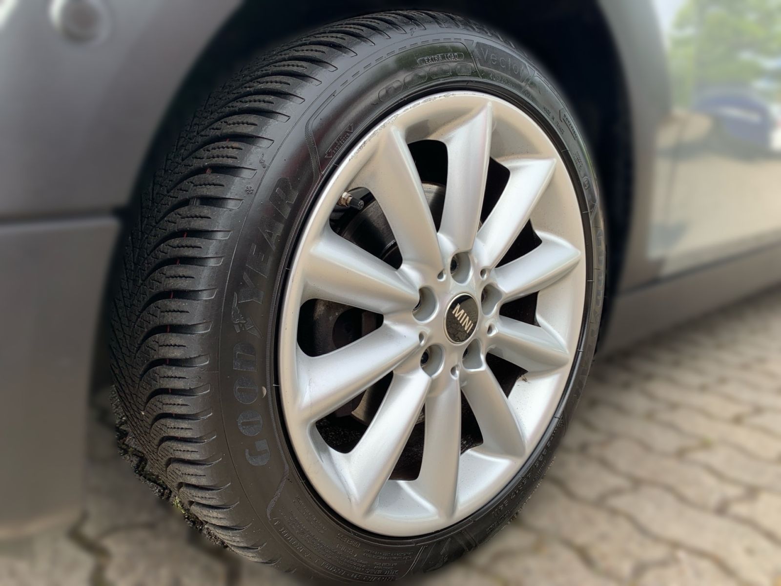 Fahrzeugabbildung MINI Clubman Cooper 1.5 Navi Leder LED PDC