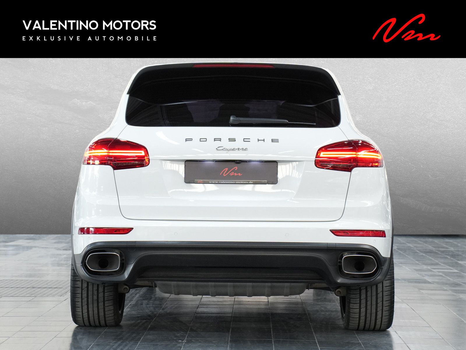 Fahrzeugabbildung Porsche Cayenne Diesel - LED|Pano|Stzhzg+belüft|Kam|21"