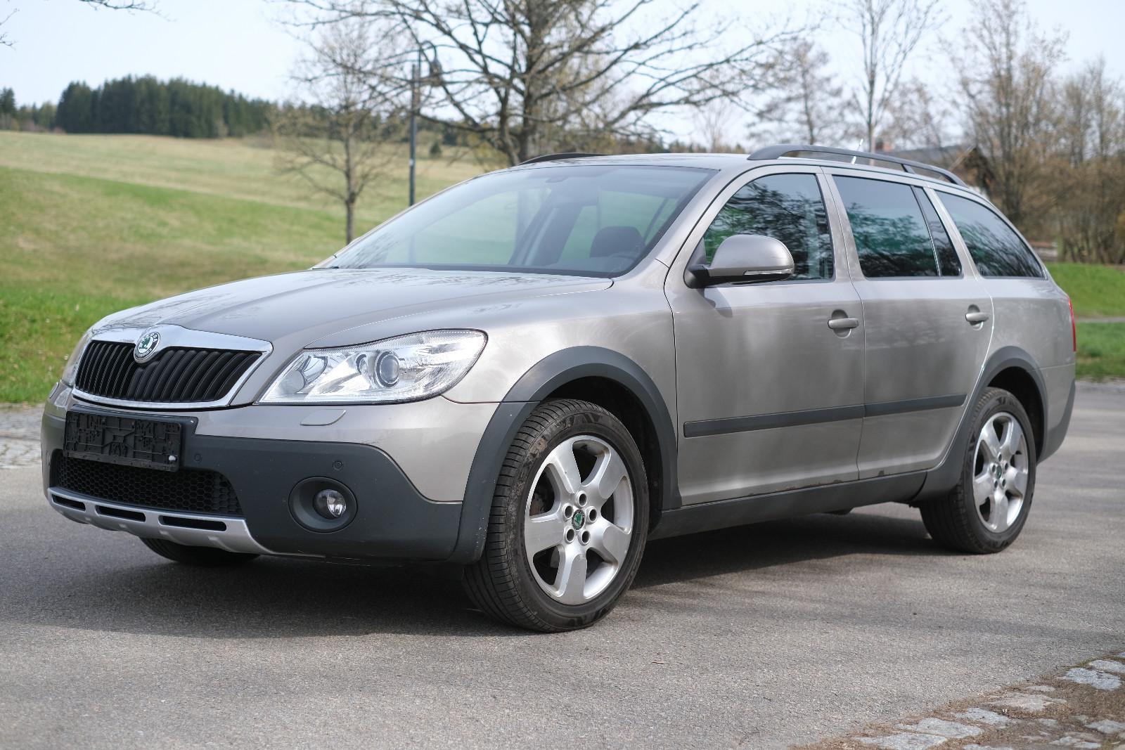 Skoda Octavia 2.0 TDI 4x4 Scout Combi HU2028