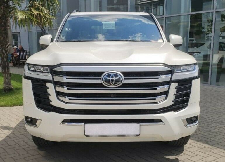 Toyota LC300+70thANV+NEU+EUreg+RearTV+VOLL+360cam+HUD imagem 3