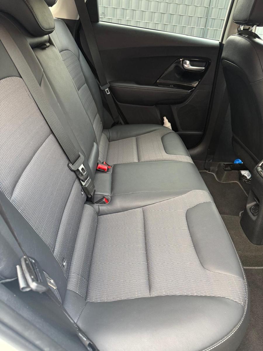 Kia Niro 1.6 GDI Vision aut.