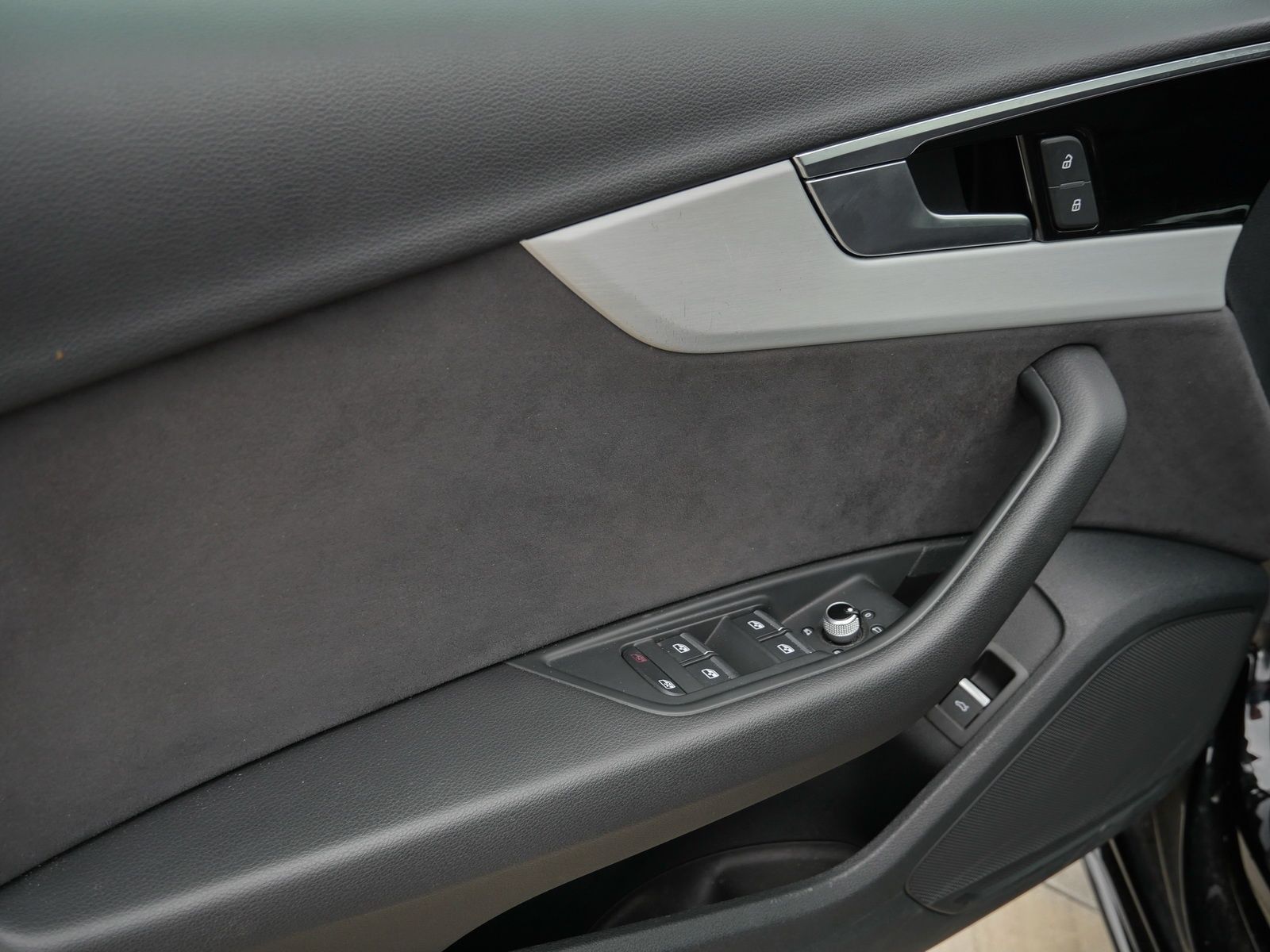 Audi A4 - Bild 21