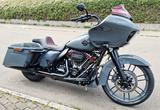Harley-Davidson Road Glide CVO 117 5HD1 Gunship Grey Bagger