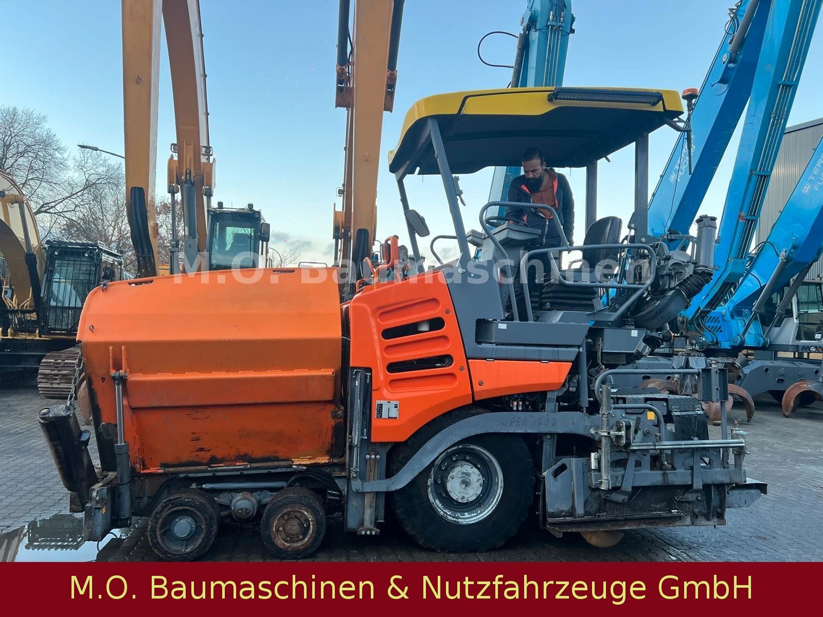 Fahrzeugabbildung Vögele Super 1303-3i