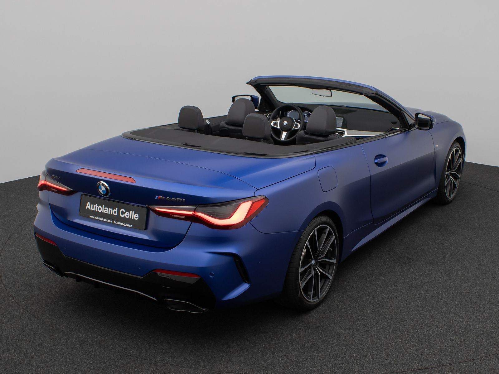 Fahrzeugabbildung BMW M440i xD Cabrio DAB Kamera HUD Individual 19Zoll