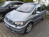 Opel Zafira 2.2 - OPC-Line - Opel Zafira: Opc Line