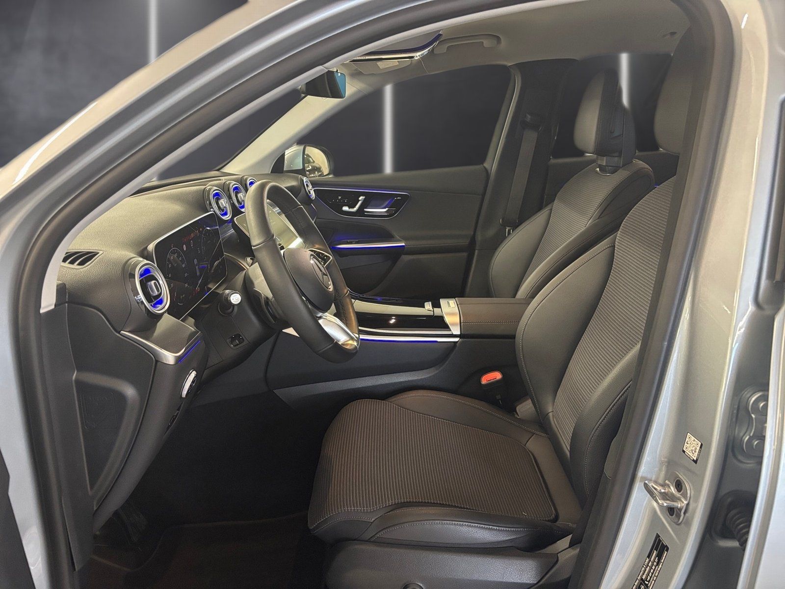 Fahrzeugabbildung Mercedes-Benz GLC 200 4M Avantgarde*Distro*360*Totwin*Memo*LED